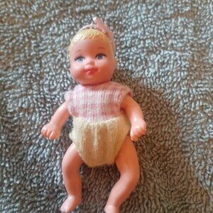 Mattel Barbie Happy Family 1990 Blonde BABY KRISSY Jointed Mattel Doll